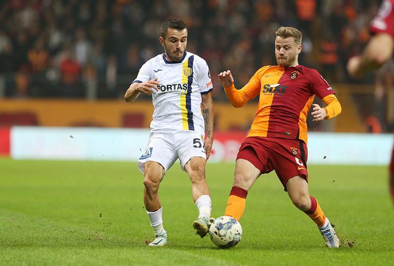 Maçtan sonra böyle açıkladı: Galatasarayı kaostan kurtardı O gol olsaydı...