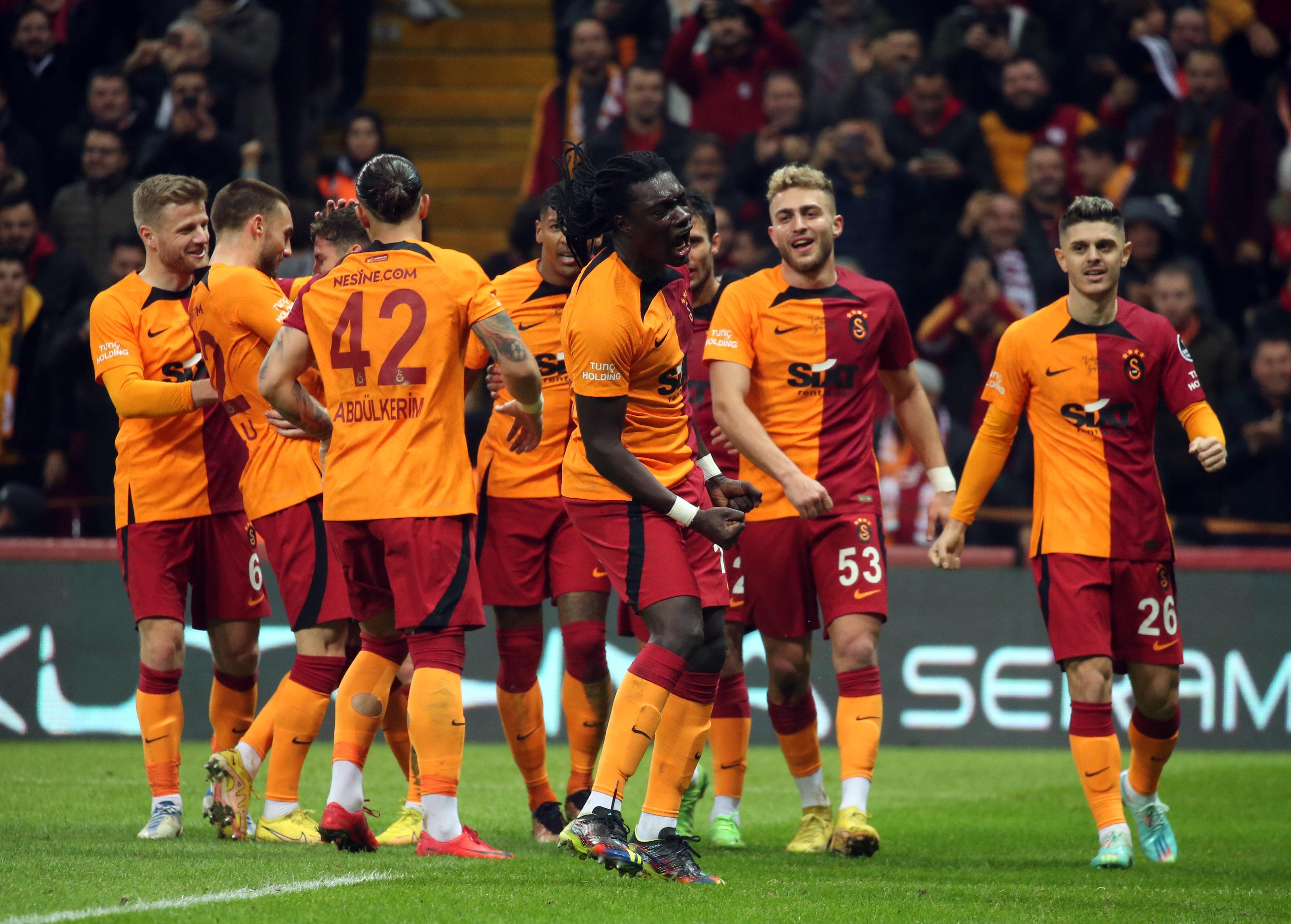 Galatasarayda Gomis durmuyor Sezon başında 3. forvetti ama...