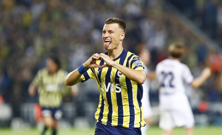 Resmen açıklandı Fenerbahçe transfer teklifi yaptı