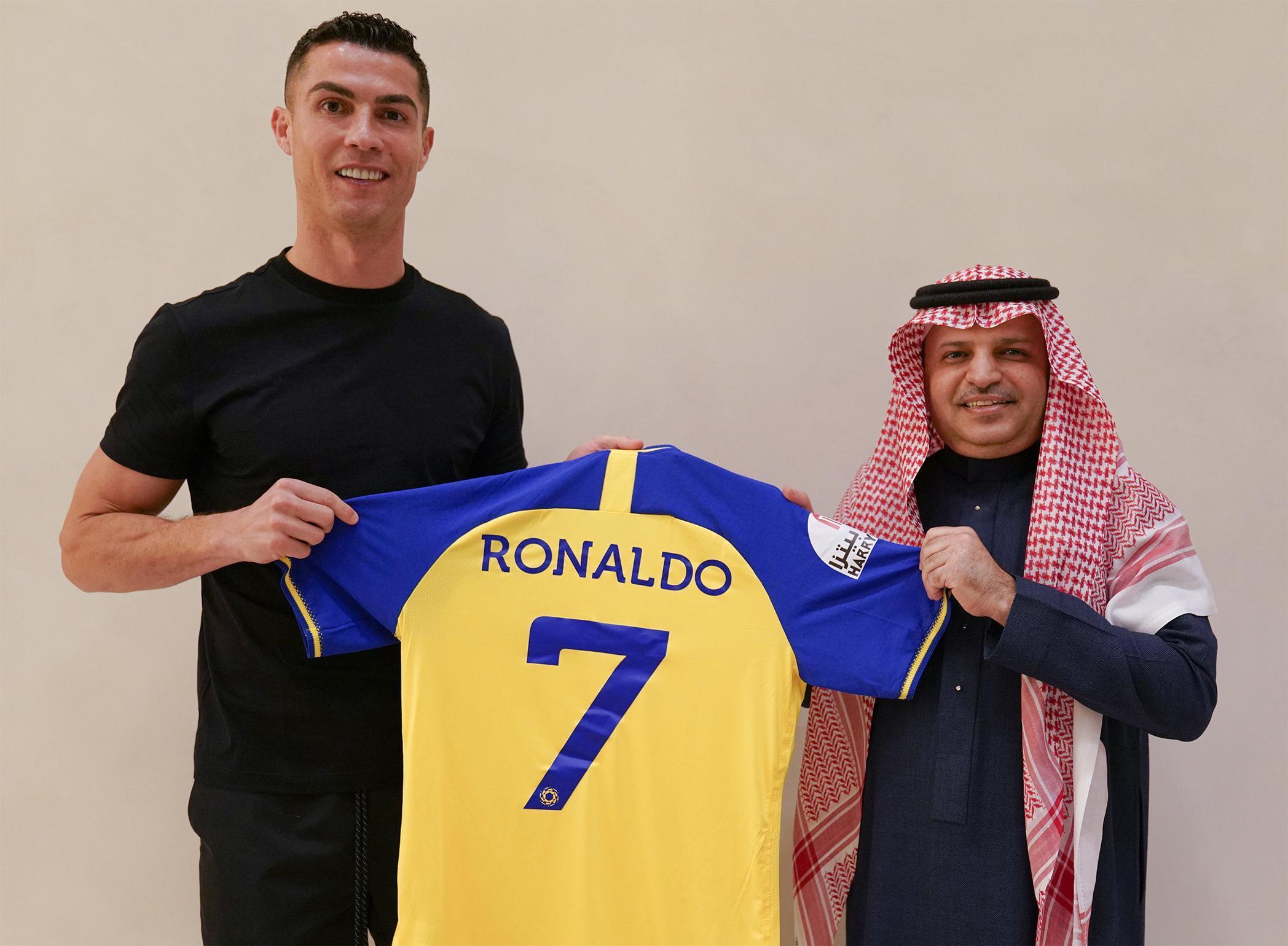 Al Nassra imza atan Cristiano Ronaldodan Premier Lige dönüş planı