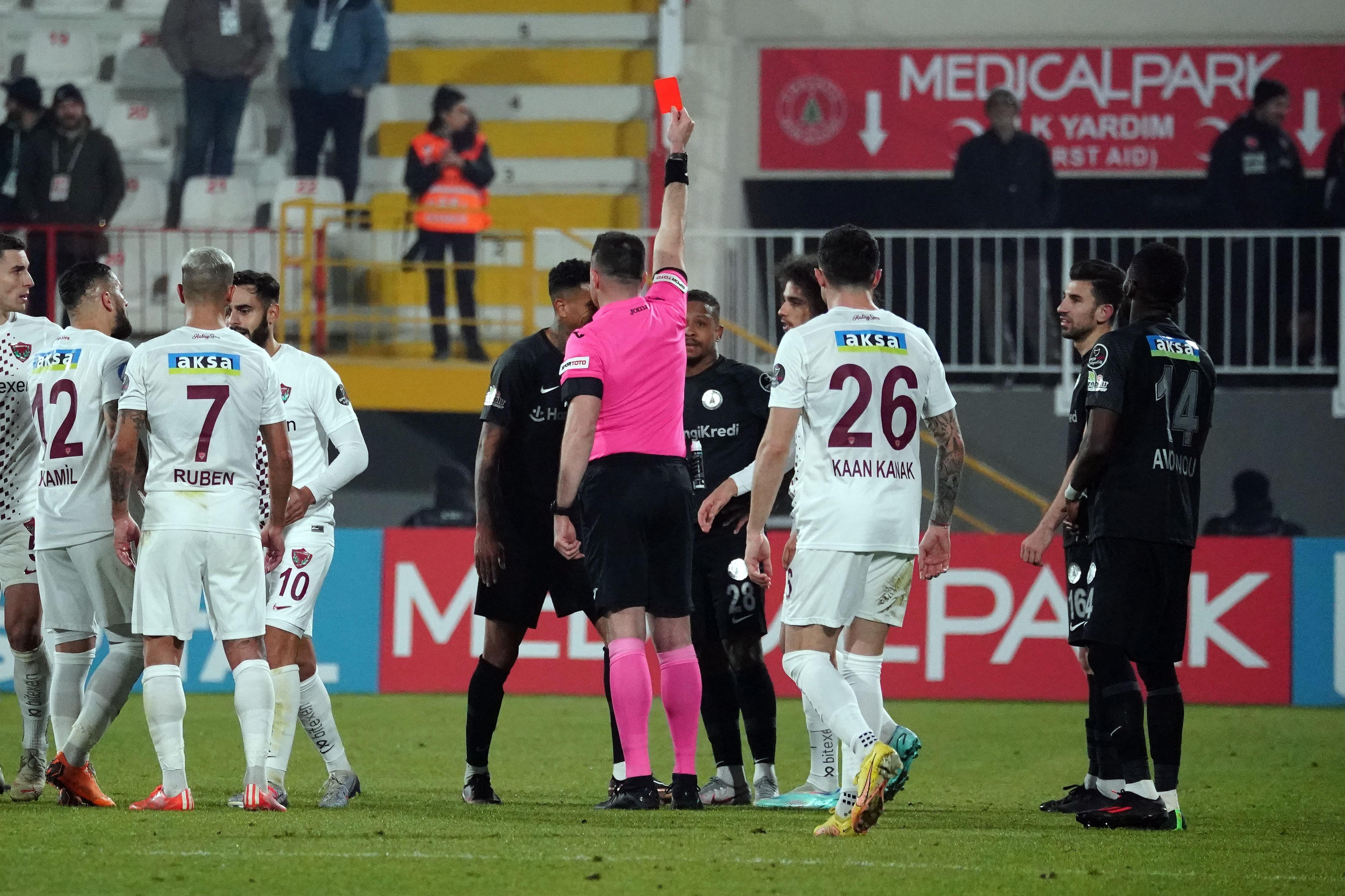 (ÖZET) Ümraniyespor-Hatayspor maç sonucu: 2-2
