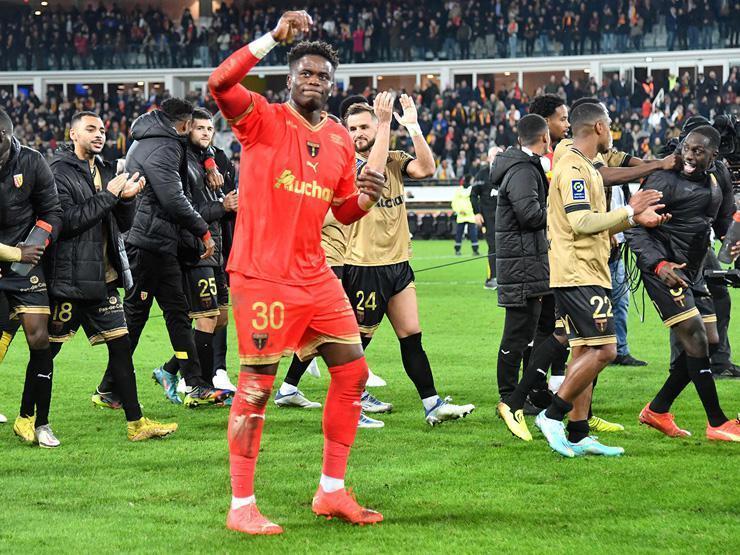 Fransa Ligue 1de Lens adeta tarih yazıyor