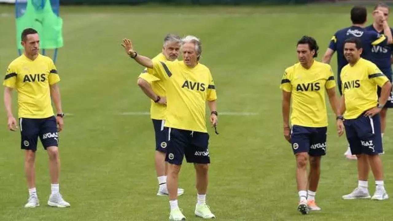 Fenerbahçede Jorge Jesus endişeli Sık sık toplantı yapıyor...