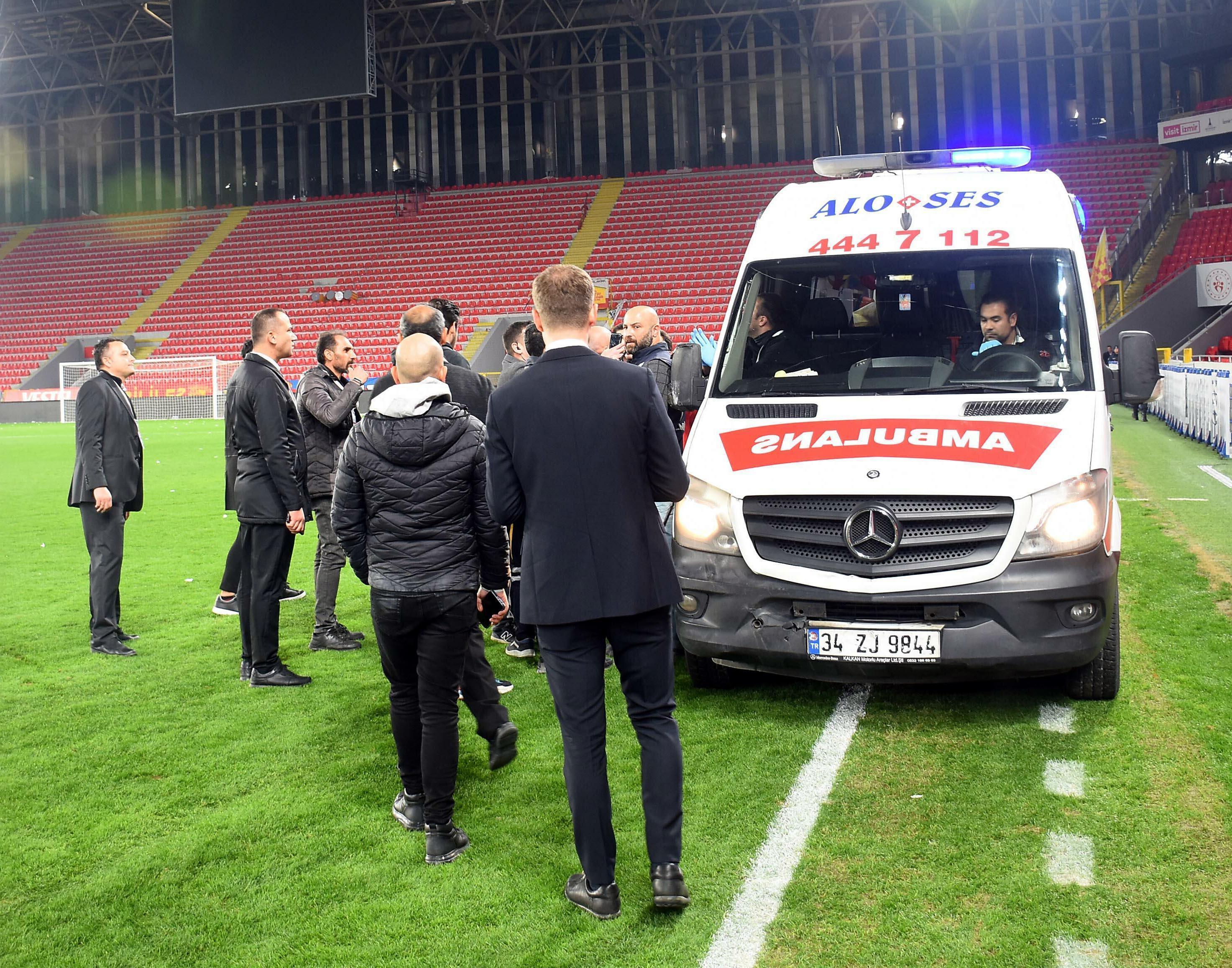 Olaylı Göztepe-Altay maçında yanıcı maddeleri taşıyan ambulans firması süresiz kapatıldı