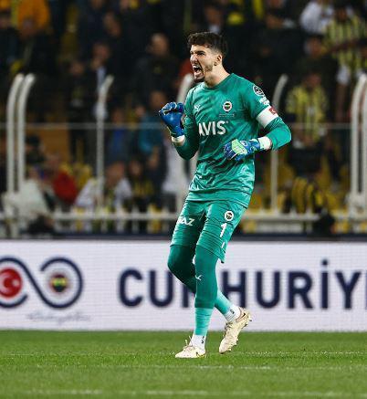 Fenerbahçede Altay Bayındırdan Jesus itirafı