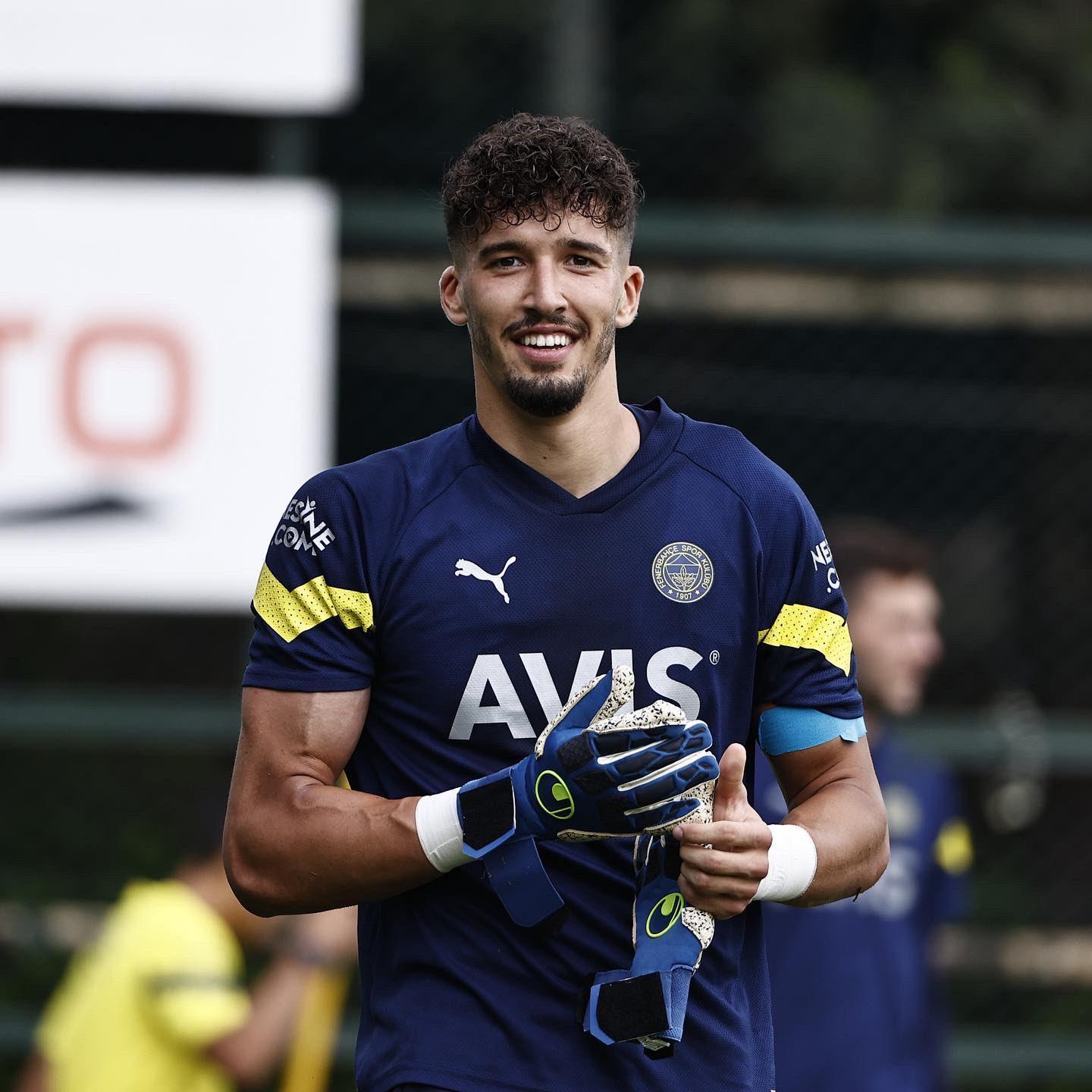 Altay Bayındır: 100. yılda şampiyonluk en çok bize yakışır