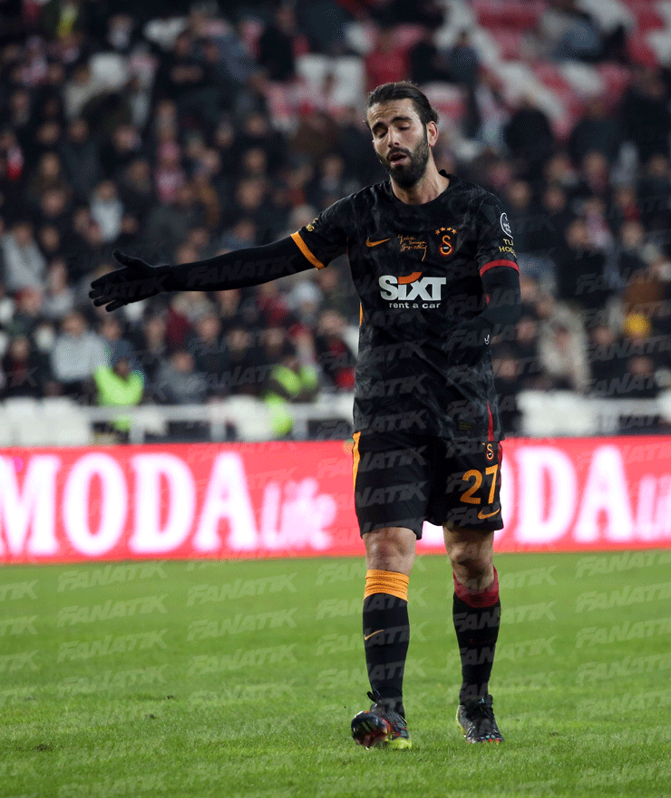 Sivasspor-Galatasaray maçında gol neden iptal edildi Deniz Çoban açıkladı