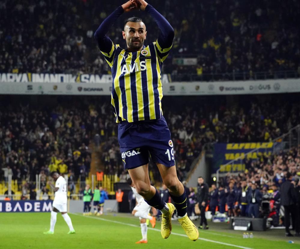 Spor yazarları Fenerbahçenin 4-0lık Hatayspor maçını yazdı Şoku atlattılar... Zirvenin en iddialısı