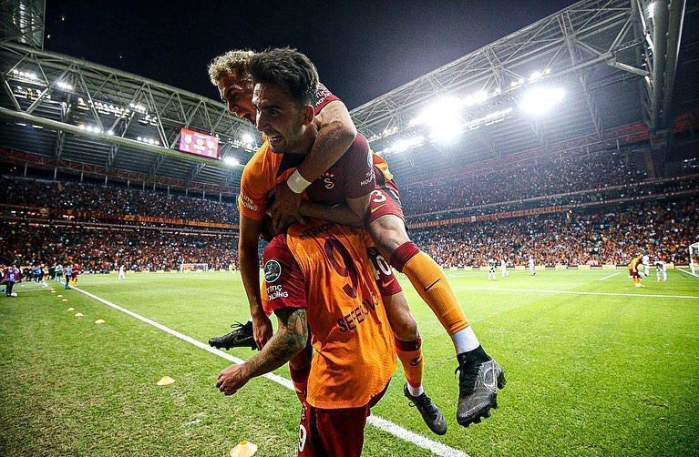 Galatasarayda ayrılık rüzgarı: Yıldız oyuncuyla yollar ayrılıyor