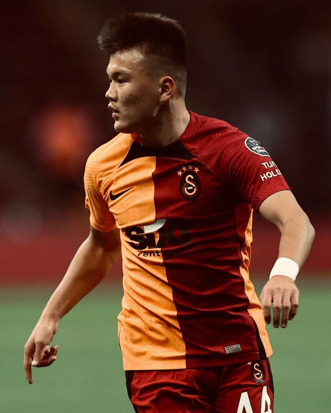 Galatasarayda Beknaz Almazbekov şov yapmaya devam ediyor