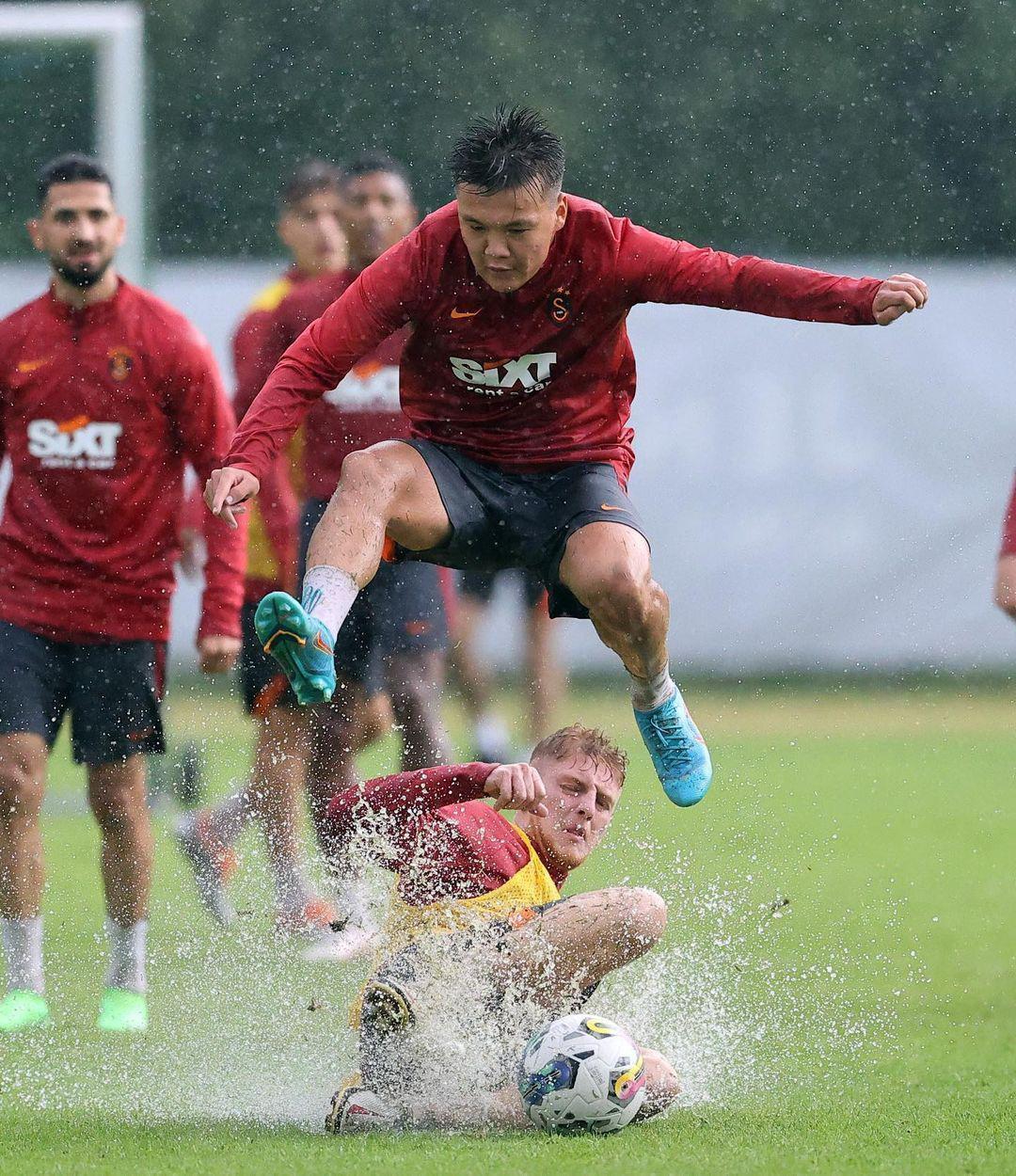 Galatasarayın yıldız adayı Beknaz Almazbekov hikayesini anlattı