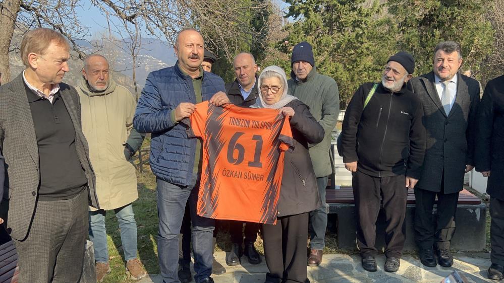 Özkan Sümer, mezarı başında anıldı