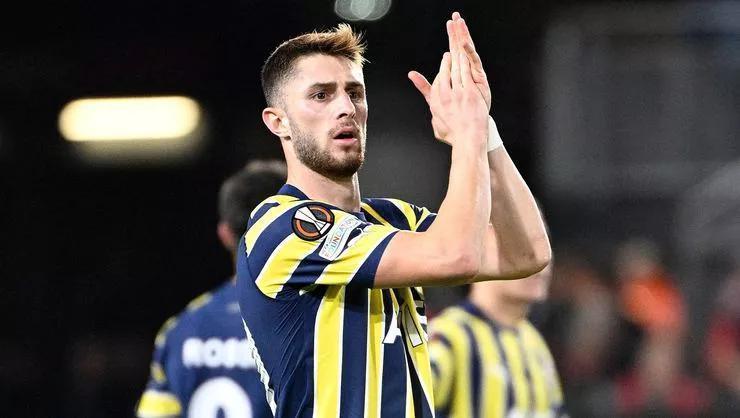 Fenerbahçeye ters köşe Sürpriz isme transfer teklifi