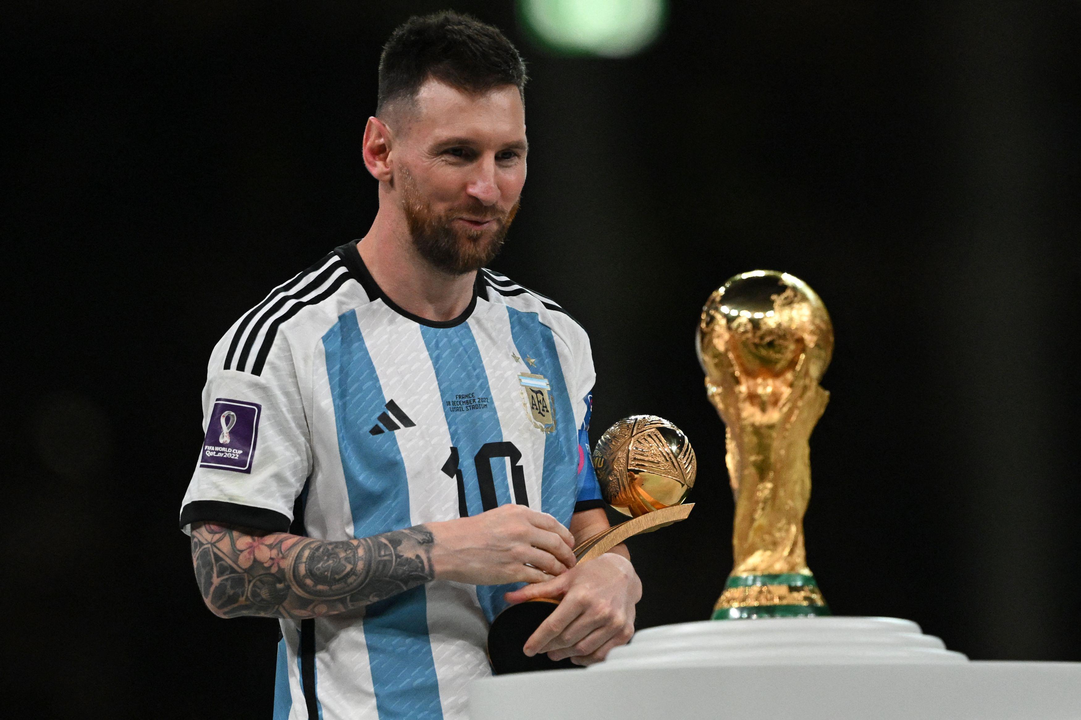 Messi, Maradonanın izinde Deschampsın planını bozdu, Arjantini Dünya Şampiyonu yaptı