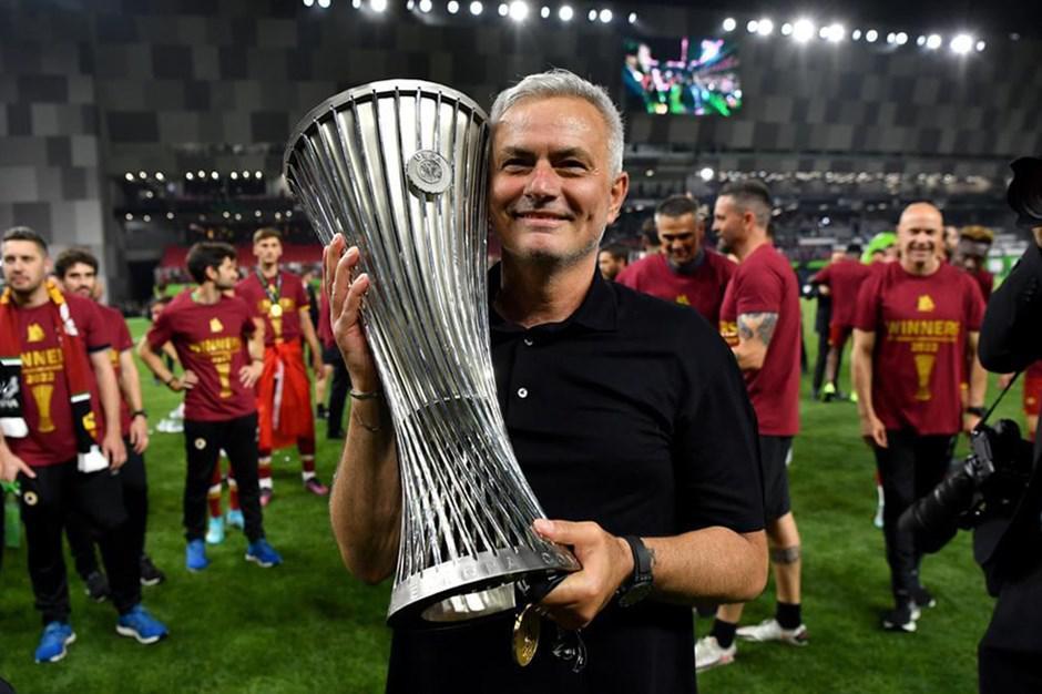 Jose Mourinhoya talih kuşu kondu