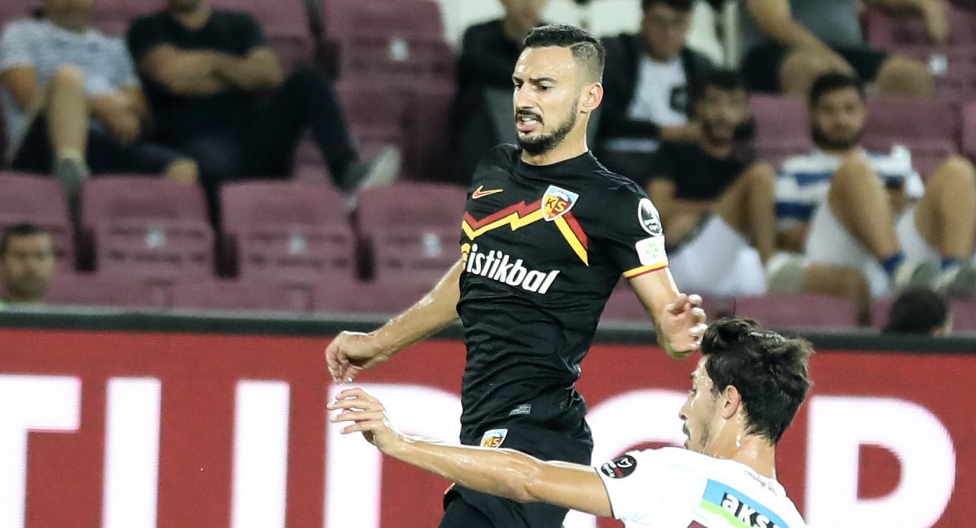 Beşiktaşta Ahmet Nur Çebiden transfer açıklaması