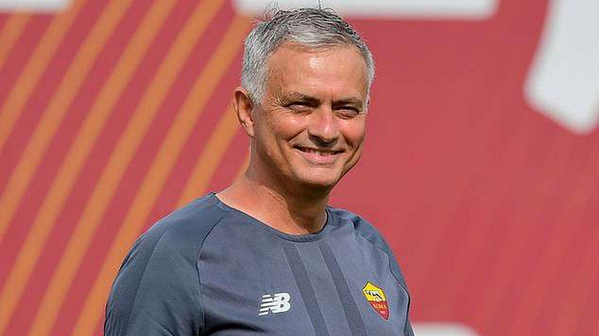 Fenerbahçeye transferde Jose Mourinho engeli