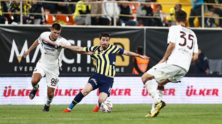 Fenerbahçenin parlayan yıldızı Jesusun gözüne girdi