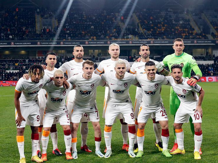 Galatasarayda devre arası tehlikesi: Üç teklif var