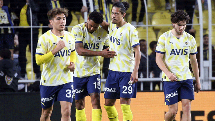 Fenerbahçeye TFFden Mauricio Lemos cezası