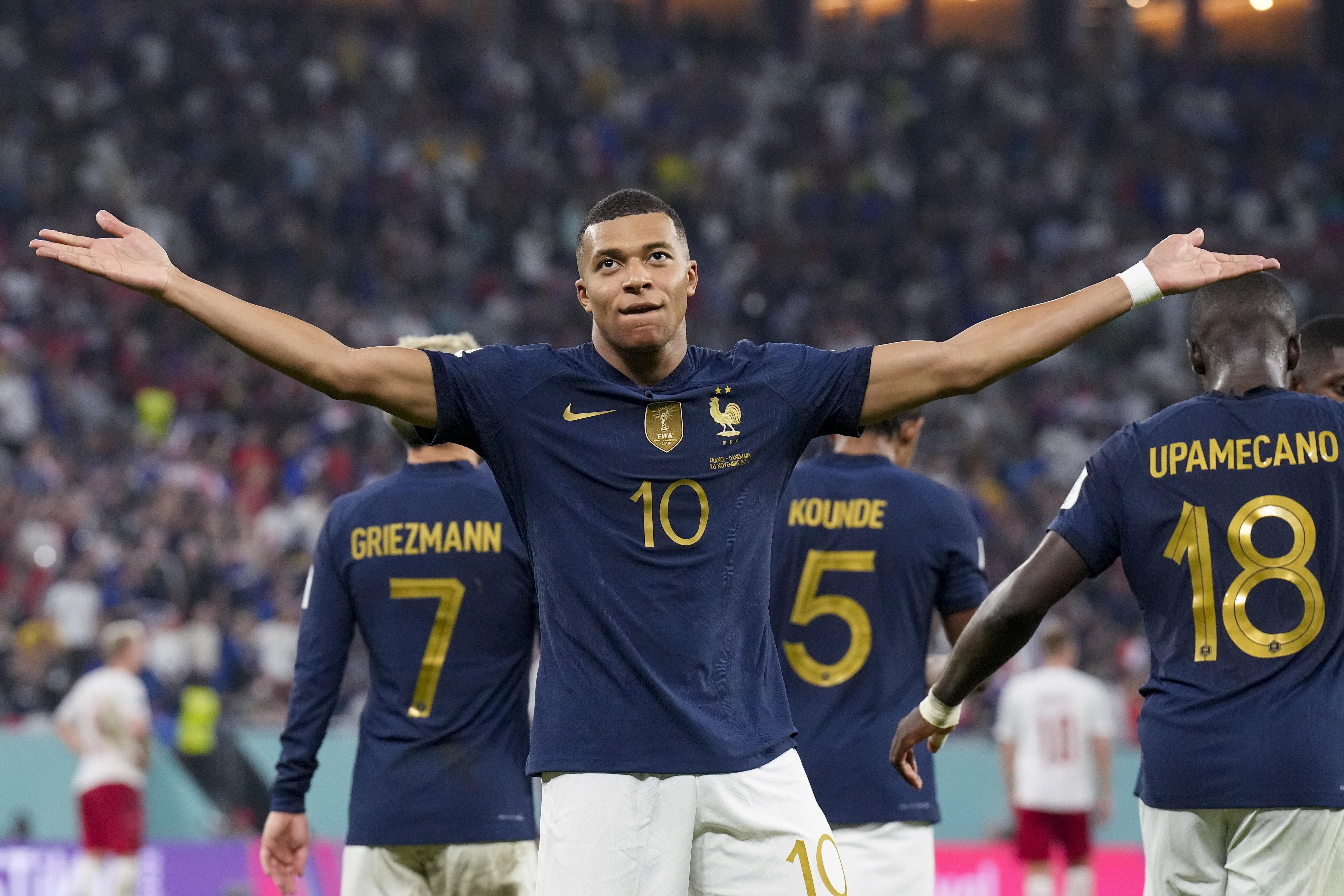 PSGden Mbappe için sürpriz karar: Yeni takımı...