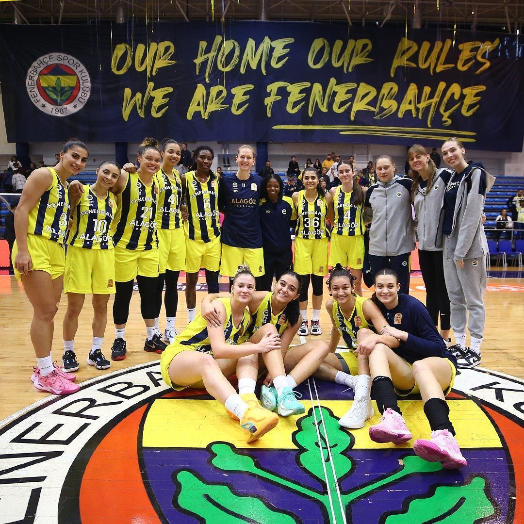 Kadınlar basketbolda derbi heyecanı: Fenerbahçe - Galatasaray