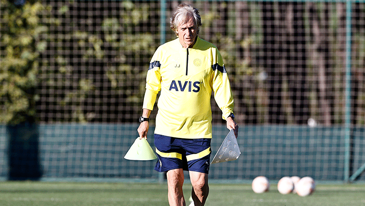 Jorge Jesus sezon başında istedi devre arasında alıyor