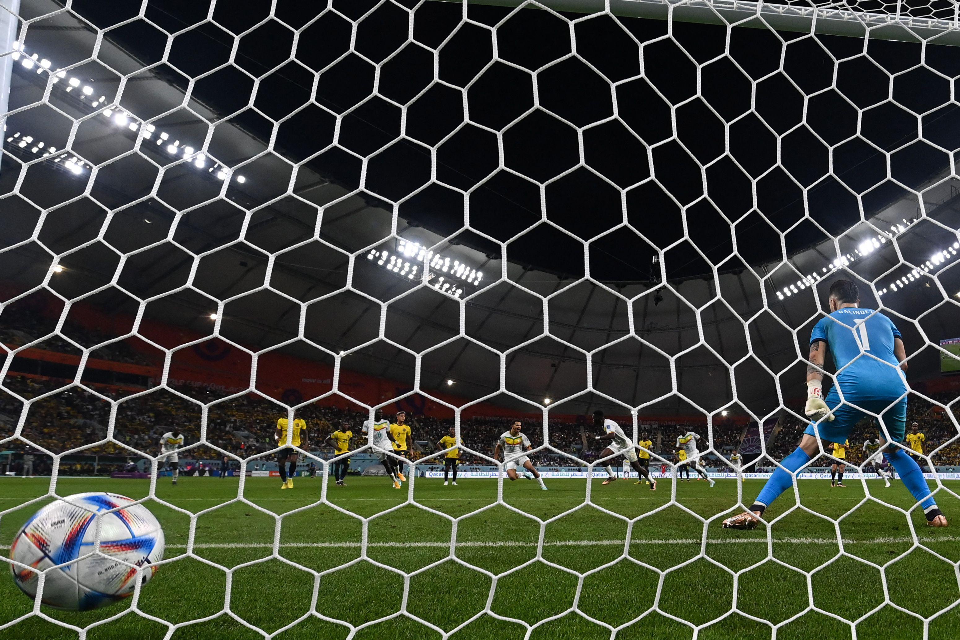 (ÖZET) Ekvador - Senegal maç sonucu: 1-2 (2022 Dünya Kupası A Grubu) | Enner Valenciaya şok