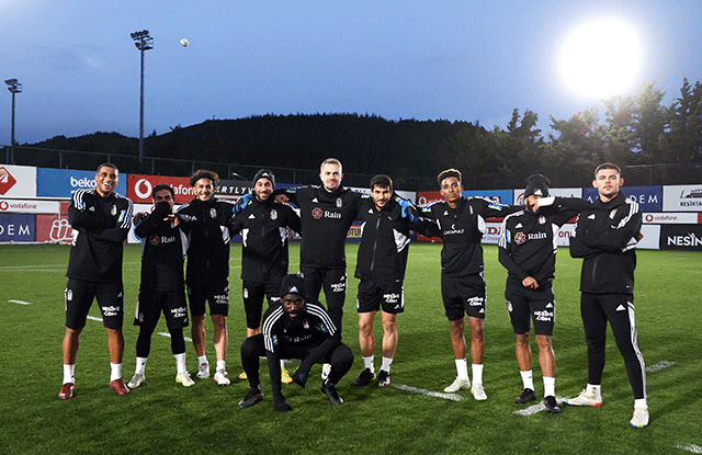 Beşiktaş yolları ayırıyor Karar verildi...