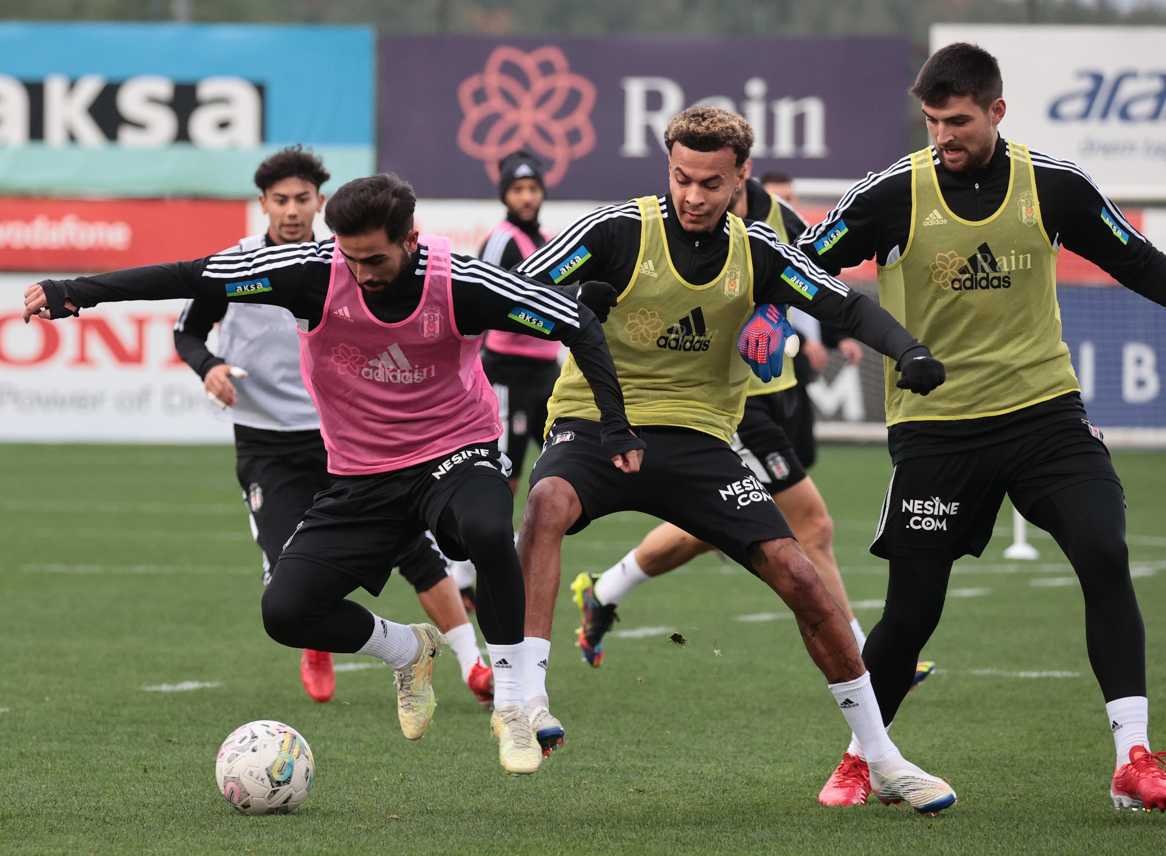 Beşiktaşta Şenol Güneşten yıldız oyuncu ile özel görüşme