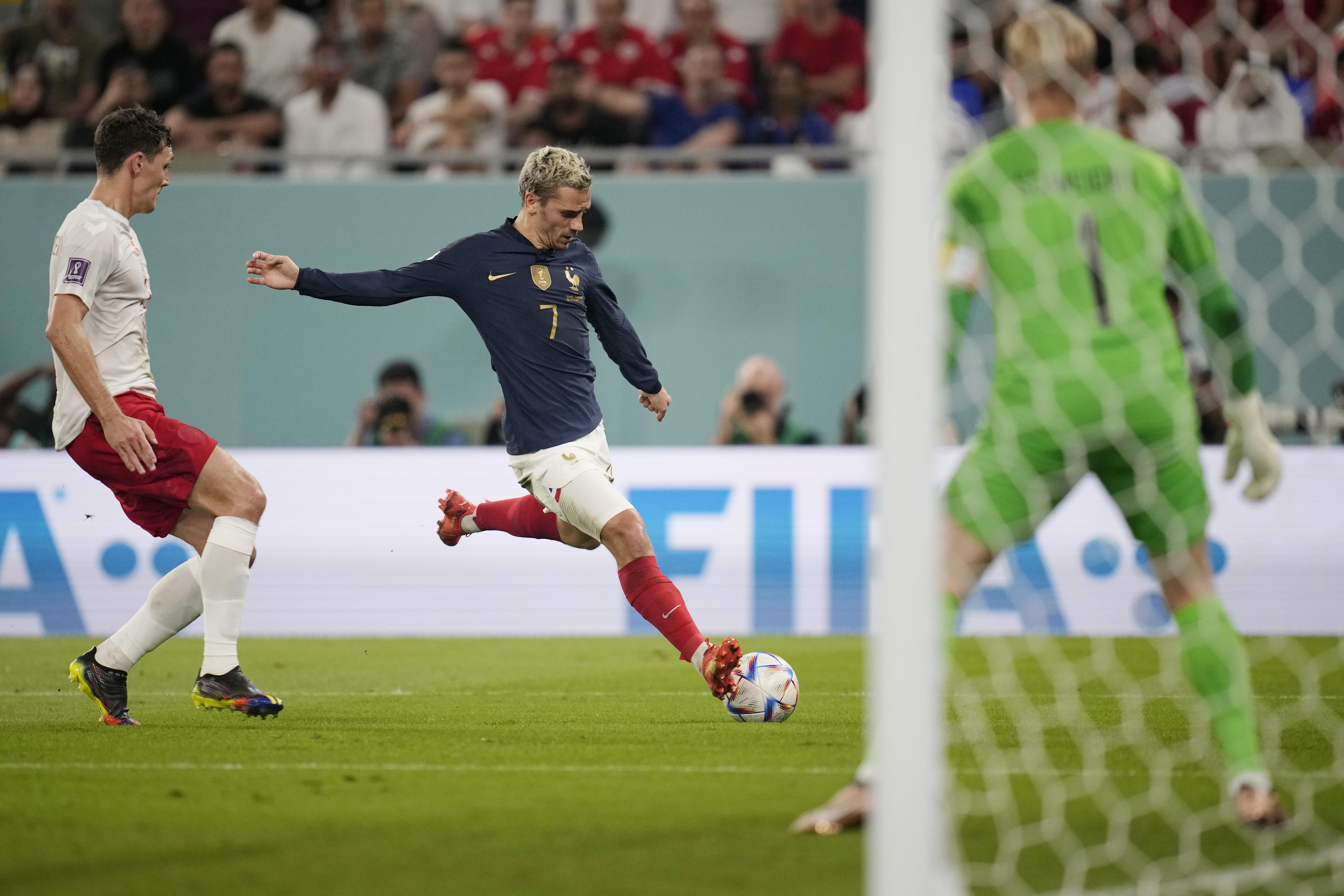 (ÖZET) Fransa - Danimarka maç sonucu: 2-1 (2022 Dünya Kupası D Grubu) | Mbappeyi durduramadılar