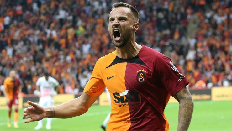 Galatasaray dev transferi bitiriyor Bafetimbi Gomis devrede...