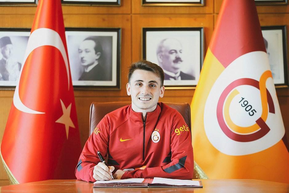 Galatasaray yıldız futbolcusuyla anlaşma sağladı Zamlı yeni sözleşme