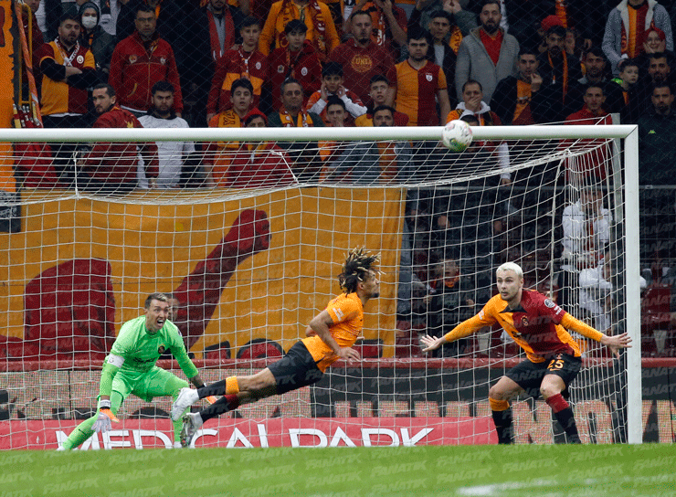 (ÖZET) Galatasaray-Antalyaspor maç sonucu: 2-1