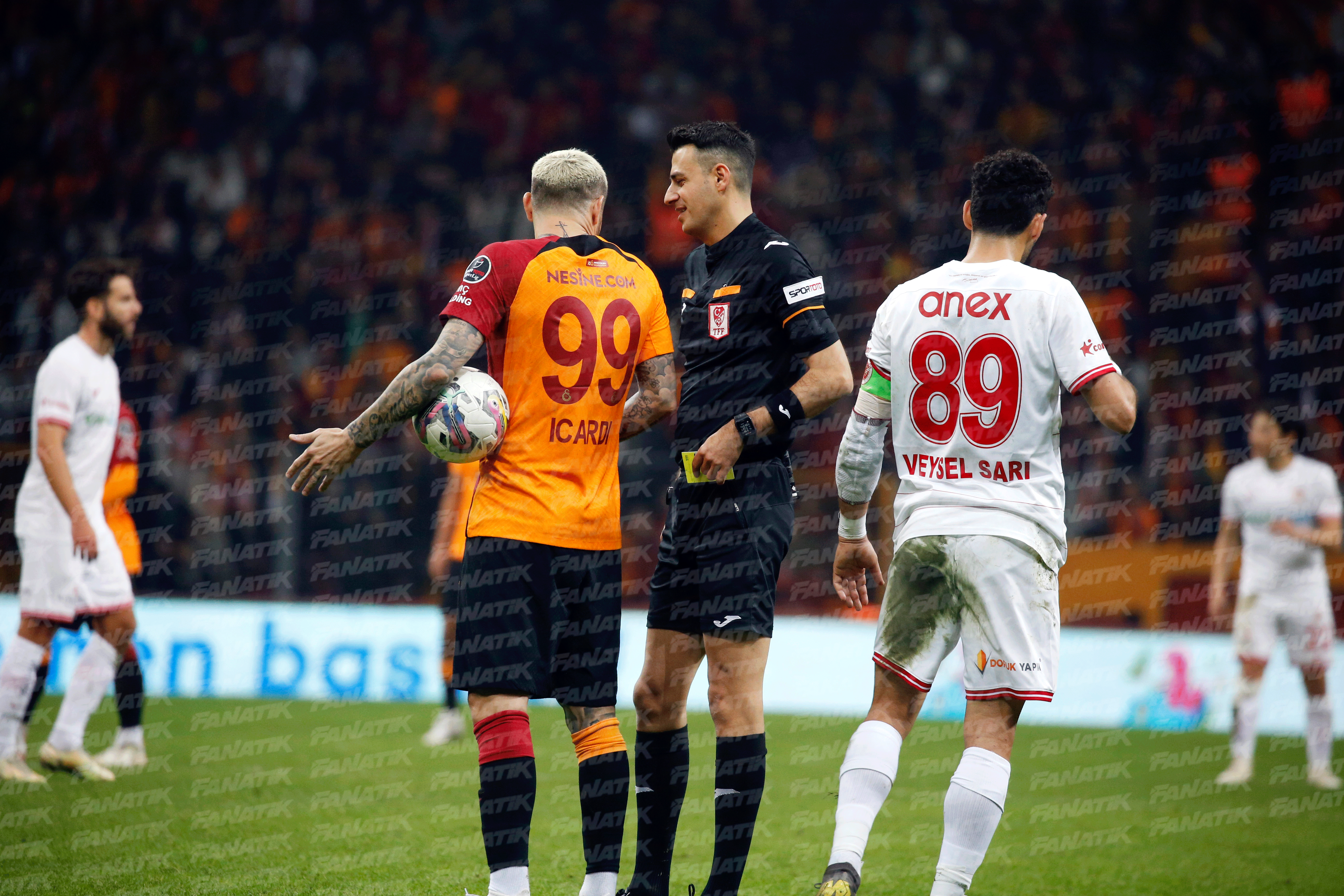 (ÖZET) Galatasaray-Antalyaspor maç sonucu: 2-1