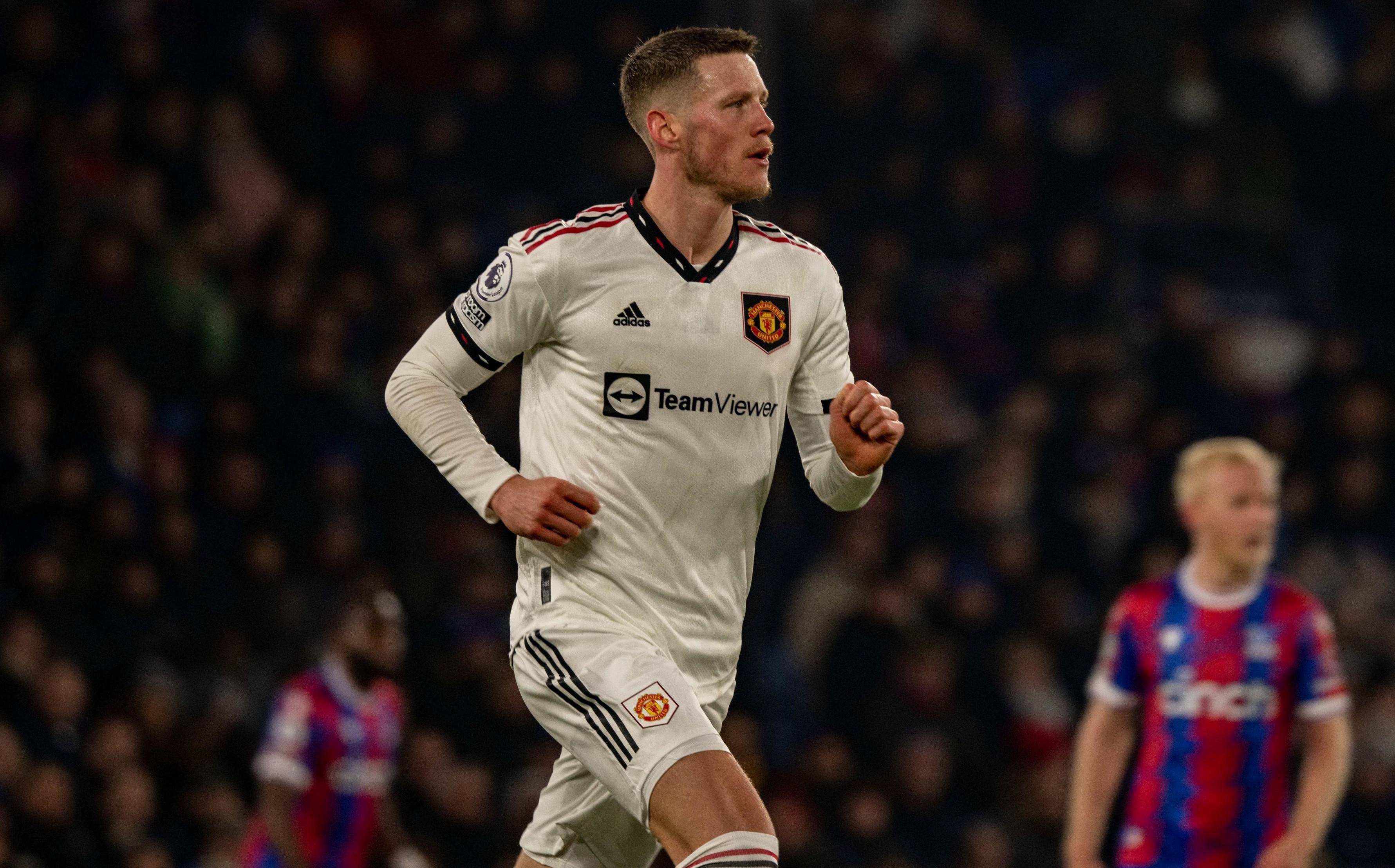 Beşiktaştan Manchester Uniteda transfer olan Weghorsta büyük övgü