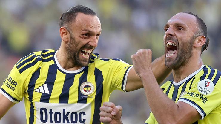 Fenerbahçe'nin yıldızı Vedat Muriqi'den Galatasaray derbisi sözleri! 'Bir adım öndeyiz'