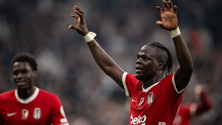 Olaitan uzaktan affetmiyor! Beşiktaş'ın yükselen yıldızı yine attı
