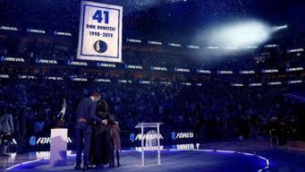 Dallas'ta Dirk Nowitzki'nin forması emekli edildi