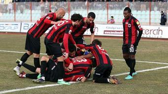 Mersin'e Tavşanlı dur dedi: 4-0