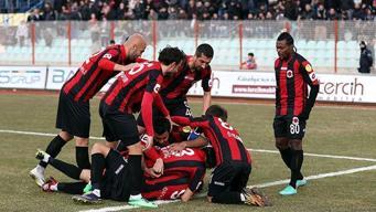 Tavşanlı evinde güldü: 2-0