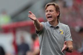 Rusya'da Valeri Karpin dönemi resmen başladı