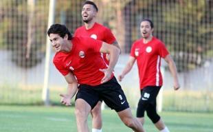 Antalyaspor, Gustavo Blanco'yu Eibar'a kiraladı