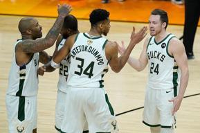 NBA'de Bucks, seride 3-2 öne geçti