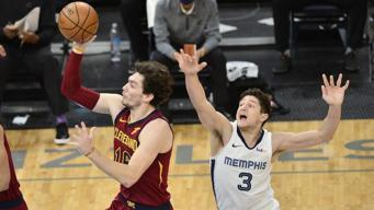 Cedi Osman fark yarattı | Cleveland, Memphis'i deplasmanda geçti!