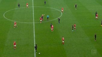 Bayern Münih sahada 12 kişi!