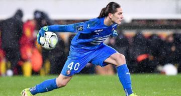 Doğan Alemdar kalesinde devleşti