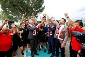 Şampiyon İnegölspor U15 Takımı'na coşkulu karşılama