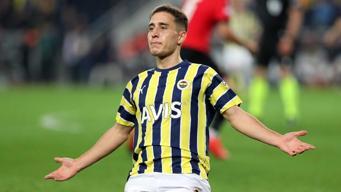 Fenerbahçe'de ayrılık! Emre Mor Süper Lig ekibine...  (27 Temmuz Perşembe güncel ve son dakika transfer haberleri)