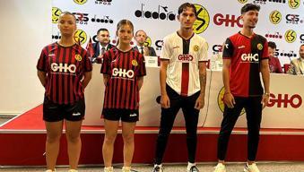 Eskişehirspor'un yeni sezon formaları tanıtıldı